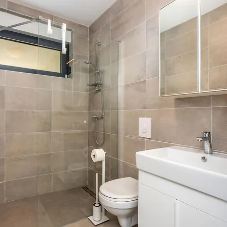 Larus By Interhome Malinska