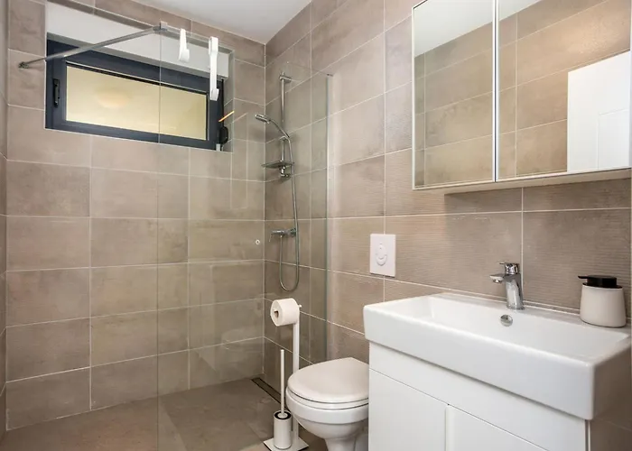 Larus By Interhome Malinska