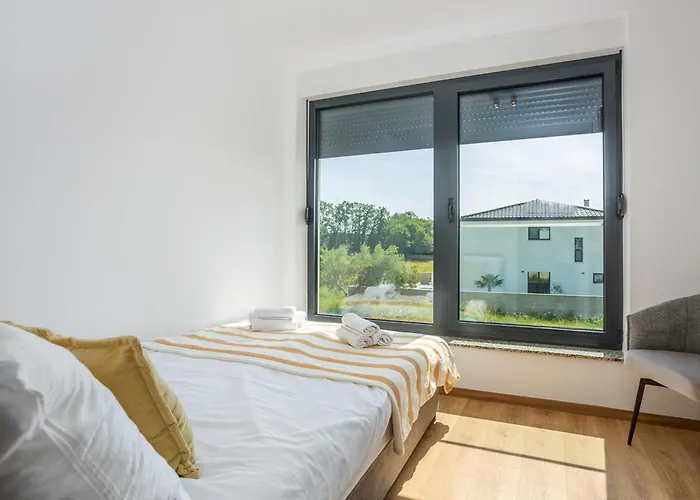 Larus By Interhome Case de vacanță Malinska