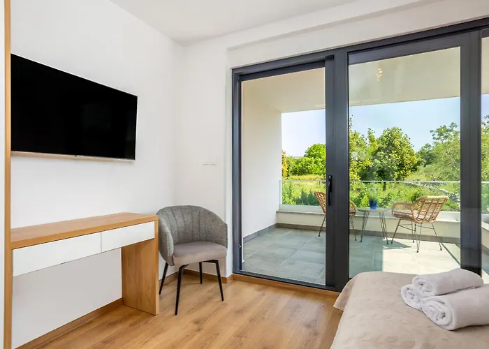 Larus By Interhome Case de vacanță