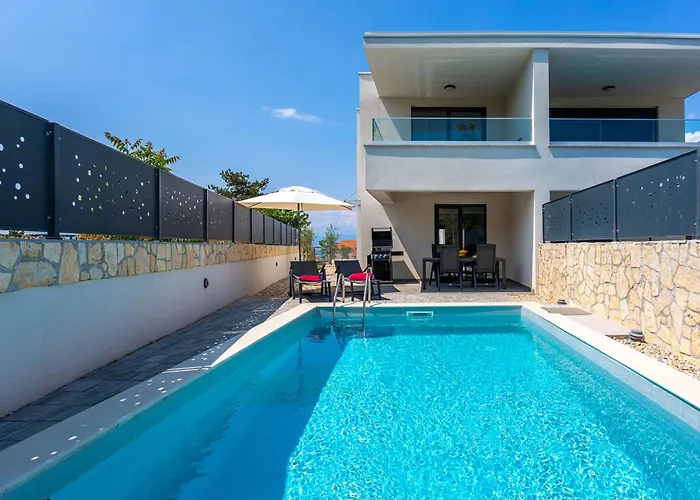 Larus By Interhome Malinska