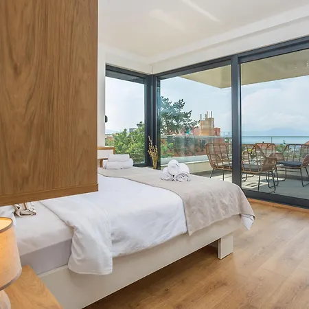 Larus By Interhome *