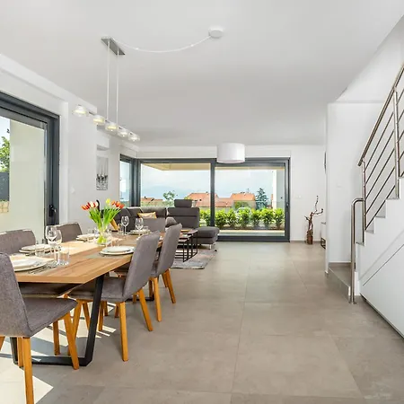 Larus By Interhome Malinska